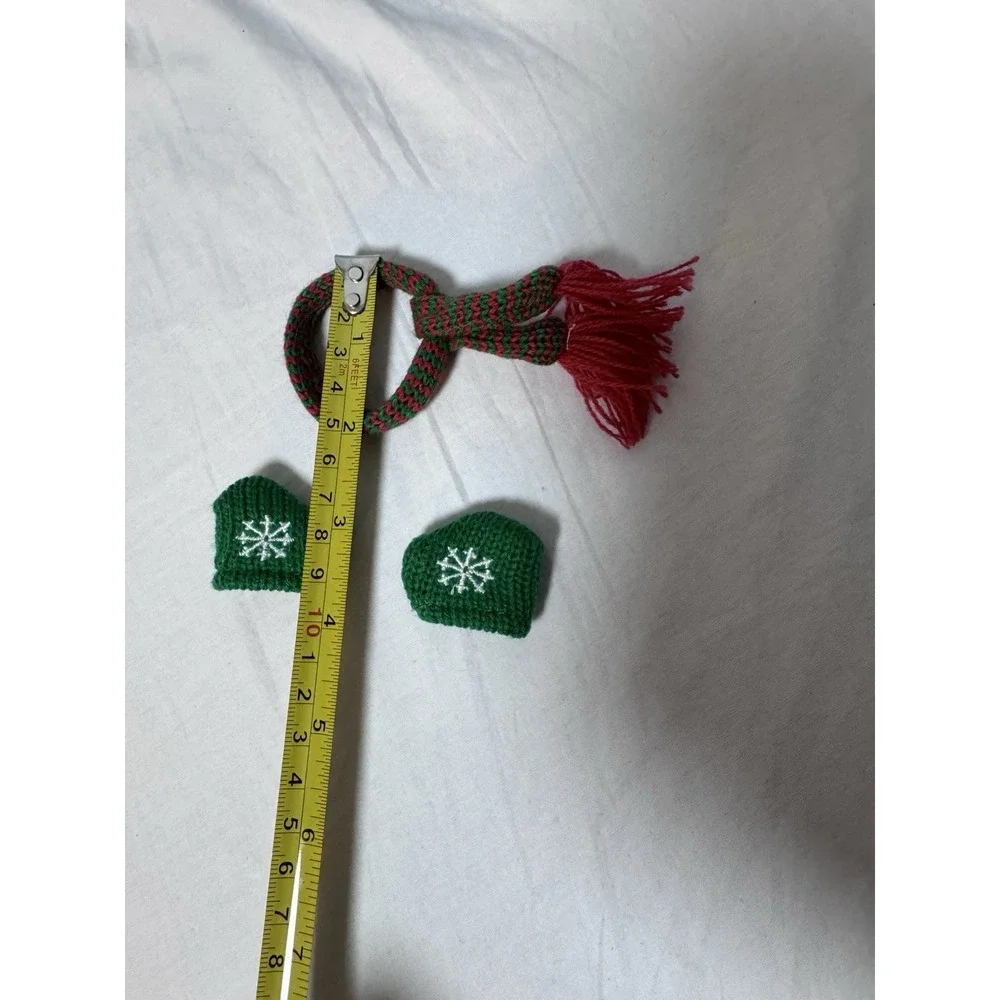 Avon A Wonderful Countdown To Christmas Replacement Snowman Mittens & Scarf